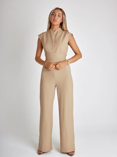 YVANA - SLEEVELESS JUMPSUIT DESIGN