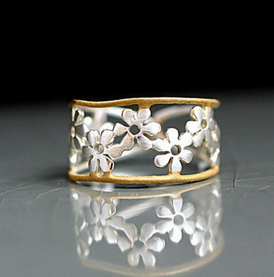 Indie – Irregular Hollow Daisy Ring