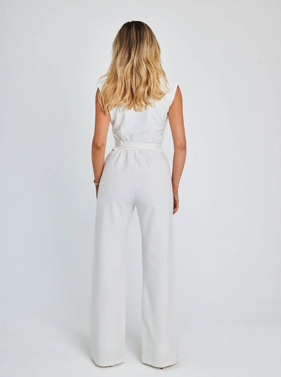 YVANA - SLEEVELESS JUMPSUIT DESIGN