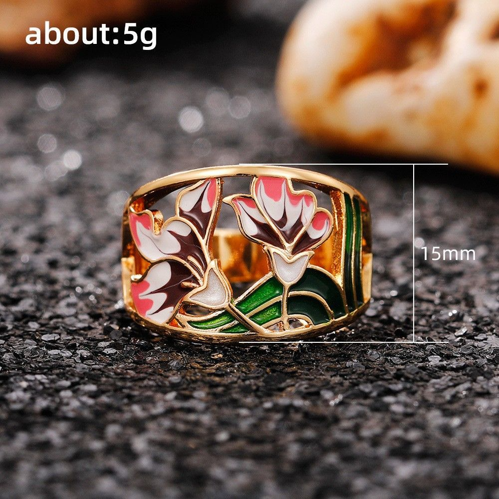 Haisley – Golden Enamel Flower Ring
