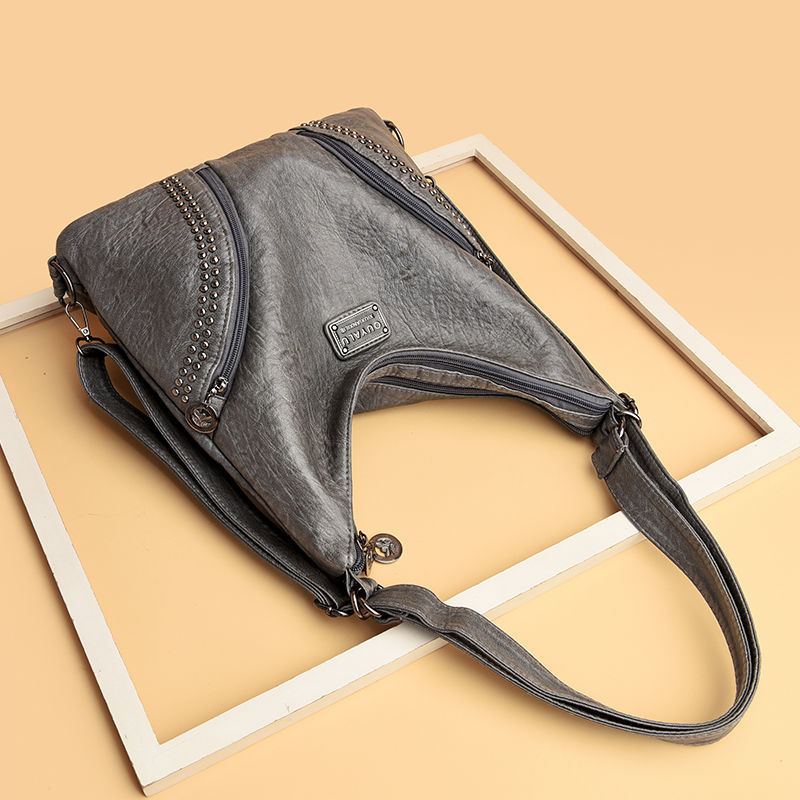 Lorraine - Simplicity Back Bag