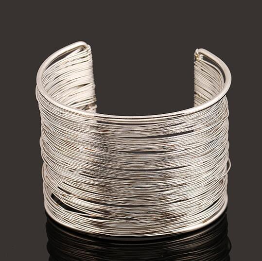 Sofia - Vintage Golden Bracelet
