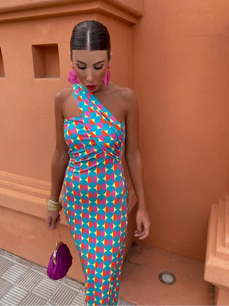 Solea | One-Shoulder Curve Midi Dress