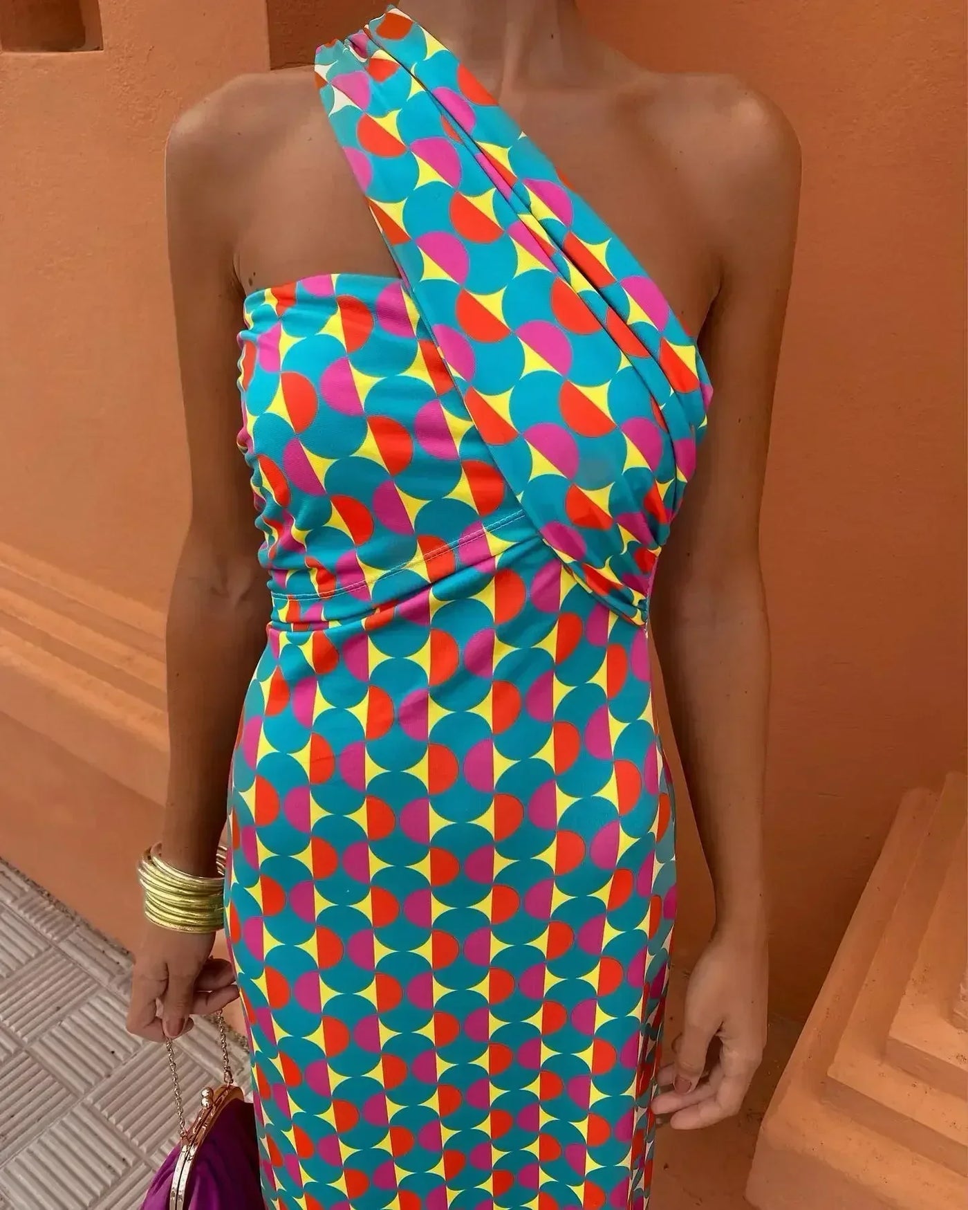 Solea | One-Shoulder Curve Midi Dress