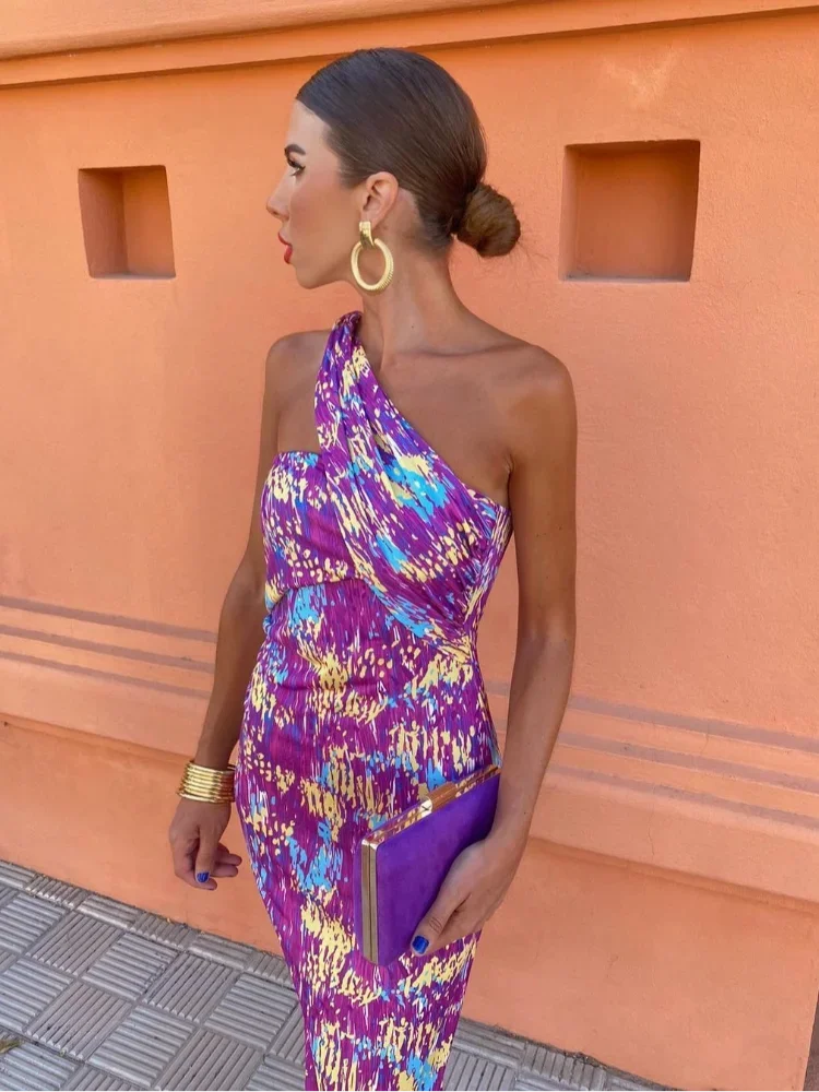 Solea | One-Shoulder Curve Midi Dress