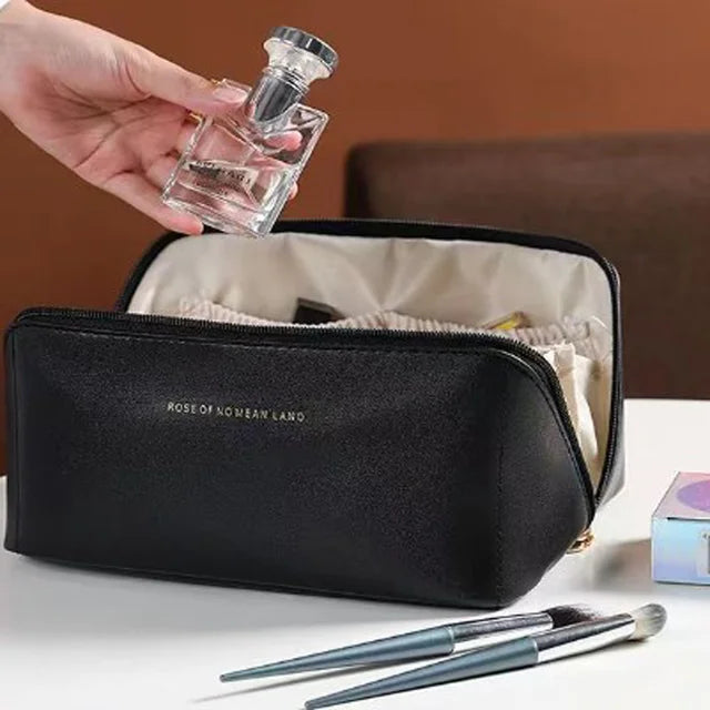 Ottje - Generously Sized Makeup Bag