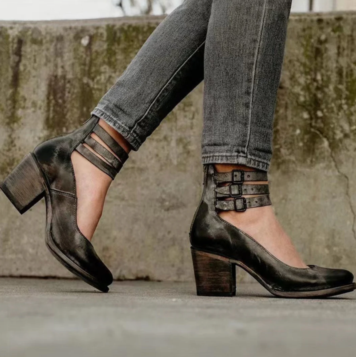 Lina - Classic Vintage Leather Heels