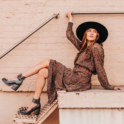 Lina - Classic Vintage Leather Heels