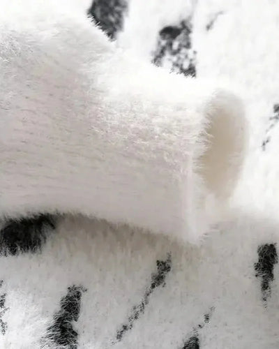 Bradley - Glacier-Inspired Sweater