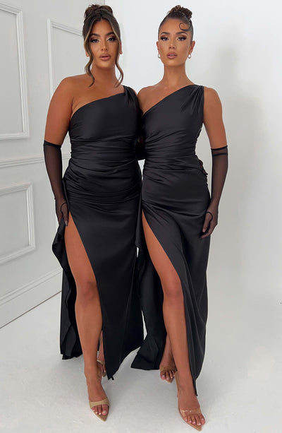 Sherrie - Backless Slit Maxi Dress