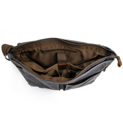 Alton - Canvas Messenger Bag