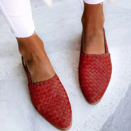 Lyn - Artisan Crafted Flat Sandals