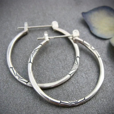 Alexa – Vintage Silver Hoop Earrings