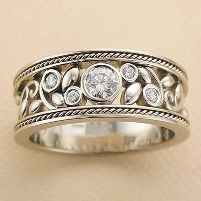 Fiona – Vintage Silver & Zirconia Ring